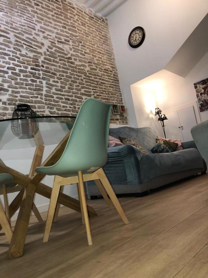 Estudio Centrico En Punonrostro Sevilla Buitenkant foto