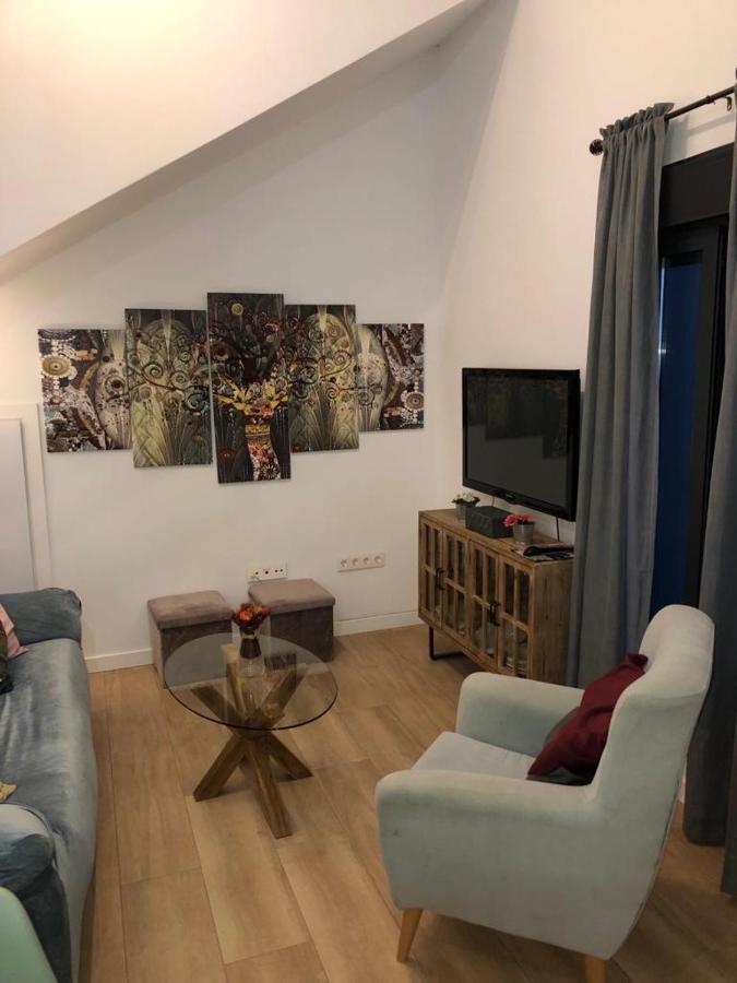 Estudio Centrico En Punonrostro Sevilla Buitenkant foto